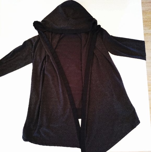 Super soft Adidas Climalite hooded top in charcoal and black S - Picture 15 of 16